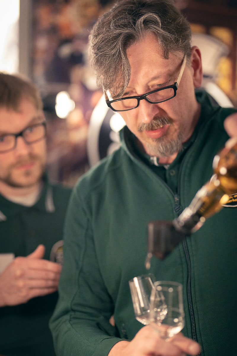 Ihr Barkeeper aus Scotch Corner Nördlingen (Drittbeste Whiskybar Deutschlands 2019)